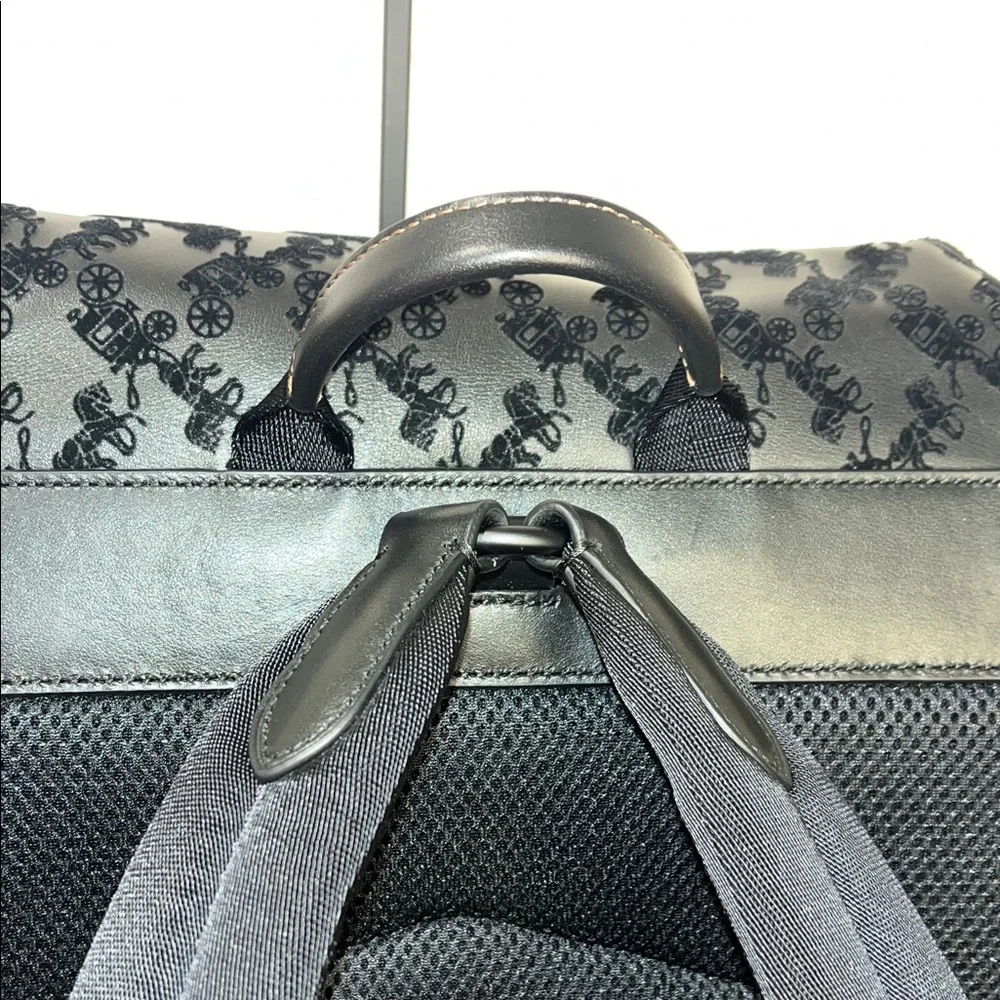 Coach Hitch Backpack – Style C6609 (H2161-C6609) - Rare & Discontinued - Picture 8 of 14